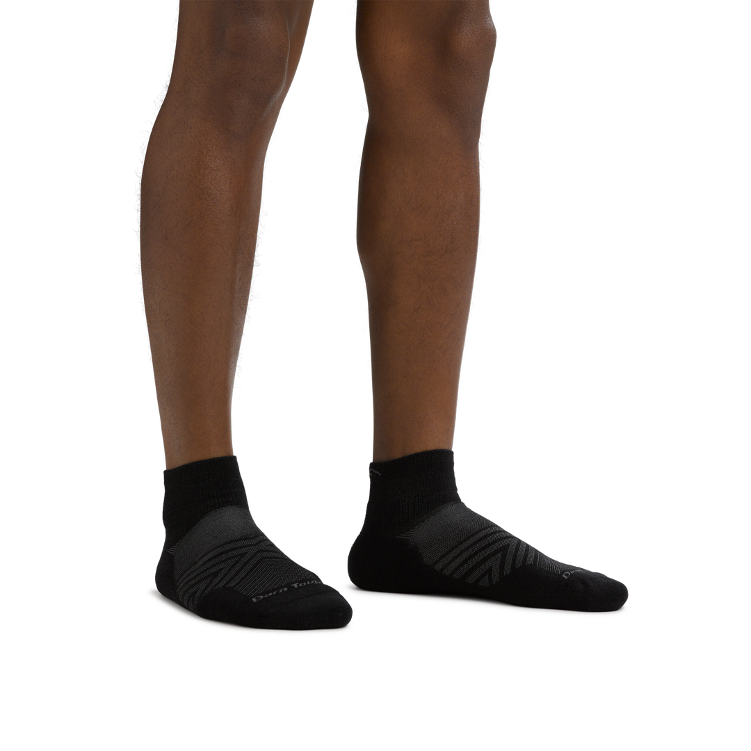 Darn Tough Men's Coolmax® Run Quarter Ultra-Lightweight Running Socks