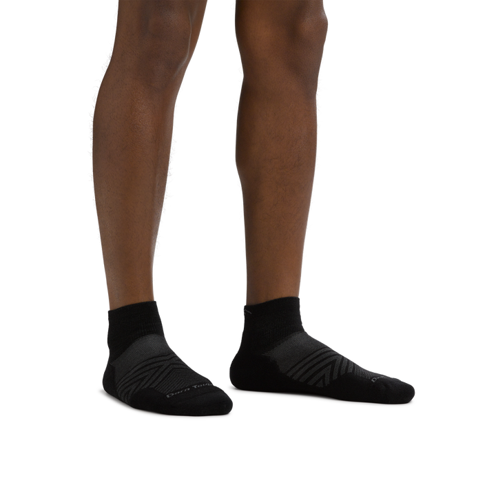Darn Tough Men's Coolmax® Run Quarter Ultra-Lightweight Running Socks
