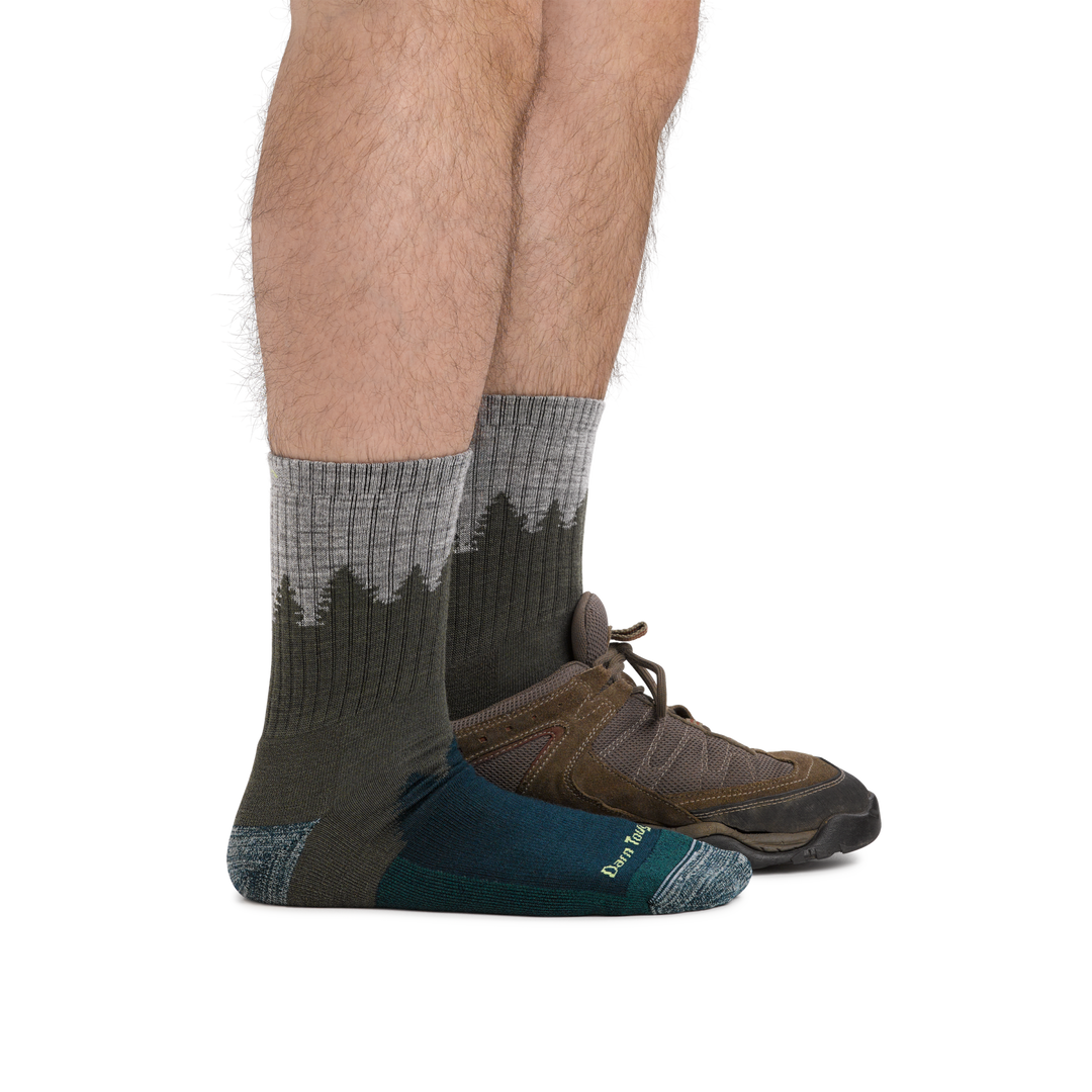 Darn Tough Men's Number 2 Micro Crew Midweight Hiking Socks