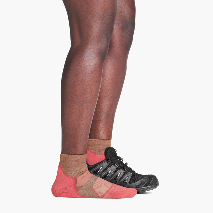 Darn Tough Women's Light Hiker Quarter Lightweight Hiking Socks