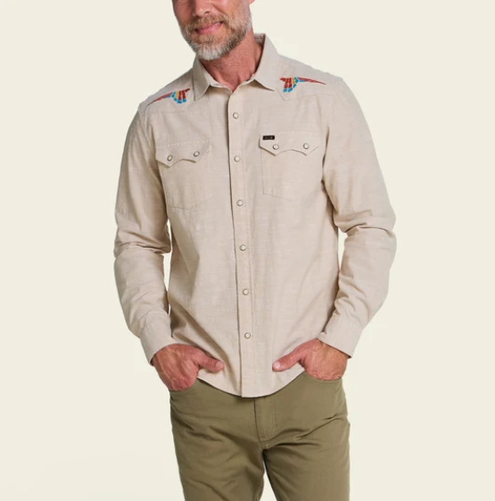Howler Bros Men's Crosscut Deluxe Snapshirt - Parrot Patrol