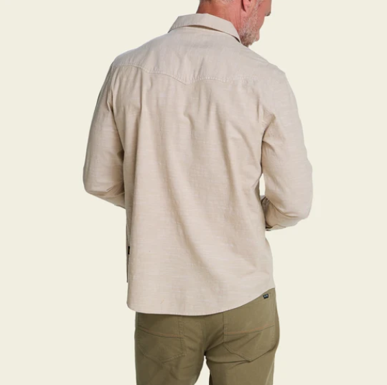 Howler Bros Men's Crosscut Deluxe Snapshirt - Parrot Patrol