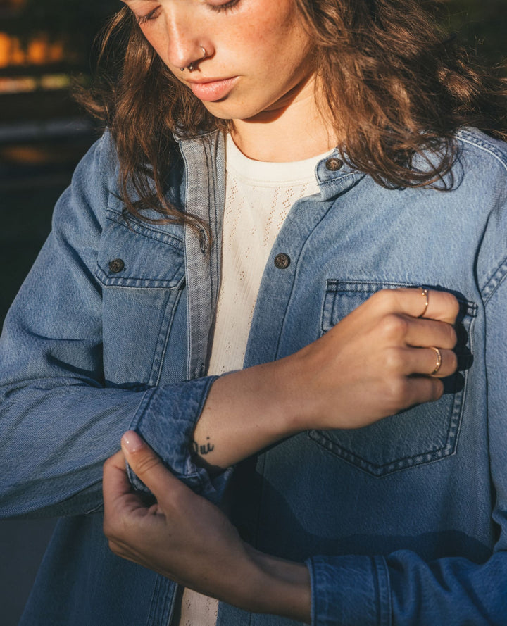 Toad&Co Women's Piñon Soft Denim Shirt