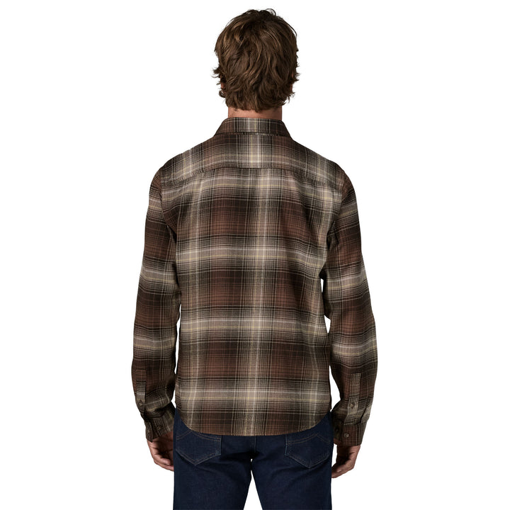Patagonia Men's Long-Sleeved Lightweight Fjord Flannel Shirt