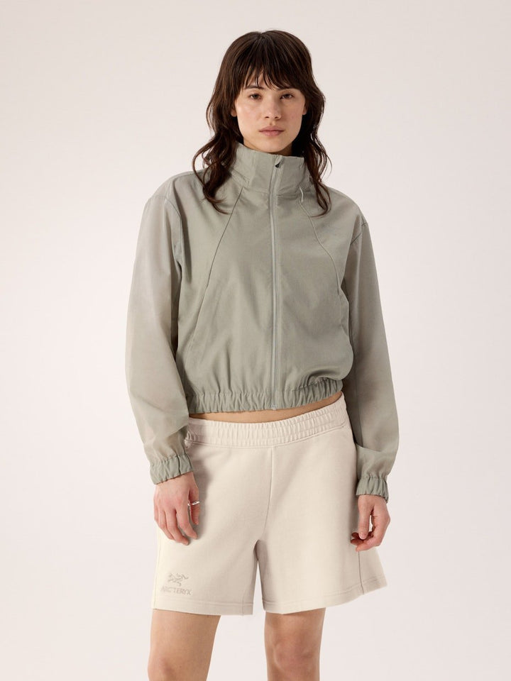 Arc'Teryx Women's Naya Cropped Stowhood - Quest Outdoors