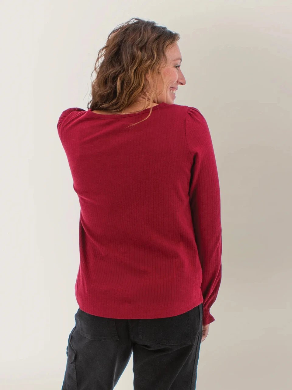 Aventura Women's Glacienne Smocked Cuff Bishop Sleeve Top - Quest Outdoors