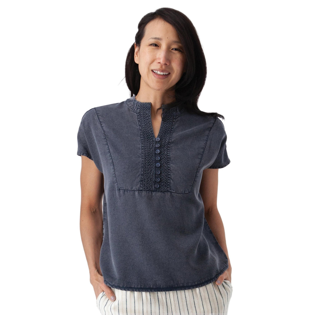 Aventura Women's Margot Mandarin Collar Top - Quest Outdoors