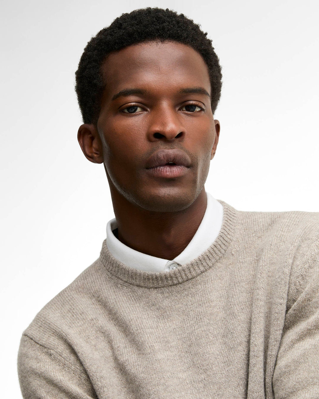 Barbour Men's Essential Crew-Neck Jumper - Quest Outdoors