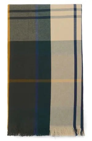 Barbour Tartan Hammam Towel - Quest Outdoors