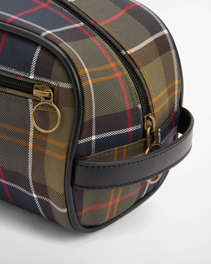 Barbour Tartan Washbag - Quest Outdoors