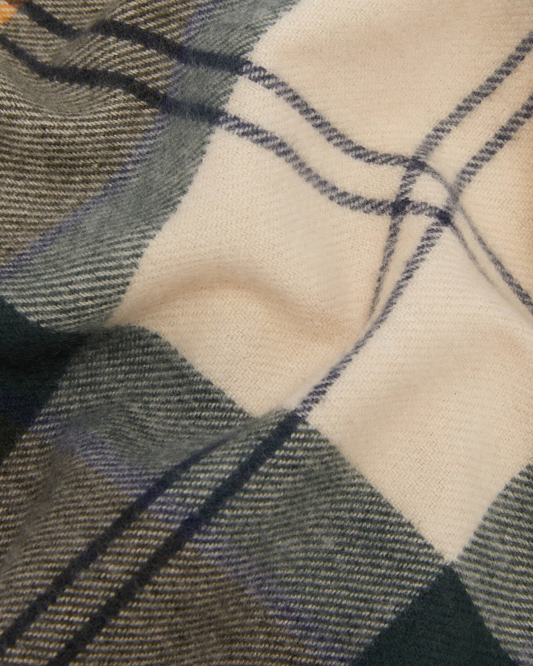 Barbour Women's Hailes Tartan Scarf - Quest Outdoors