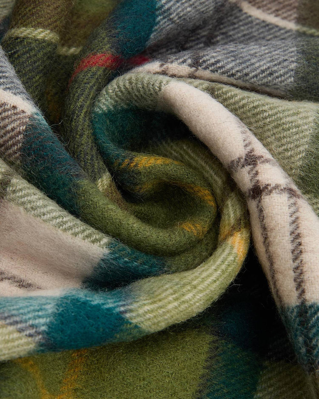 Barbour Women's Serena Tartan Scarf - Quest Outdoors