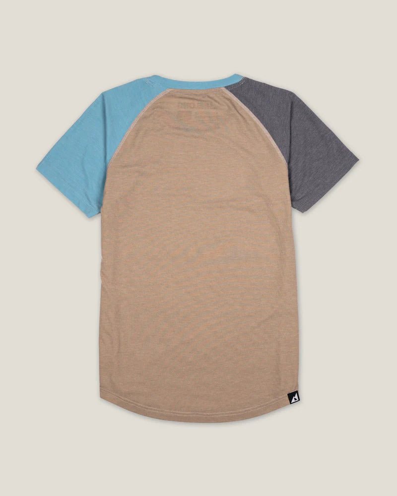 Belong Designs Women's Graphic Traverse Tek Tee - Quest Outdoors