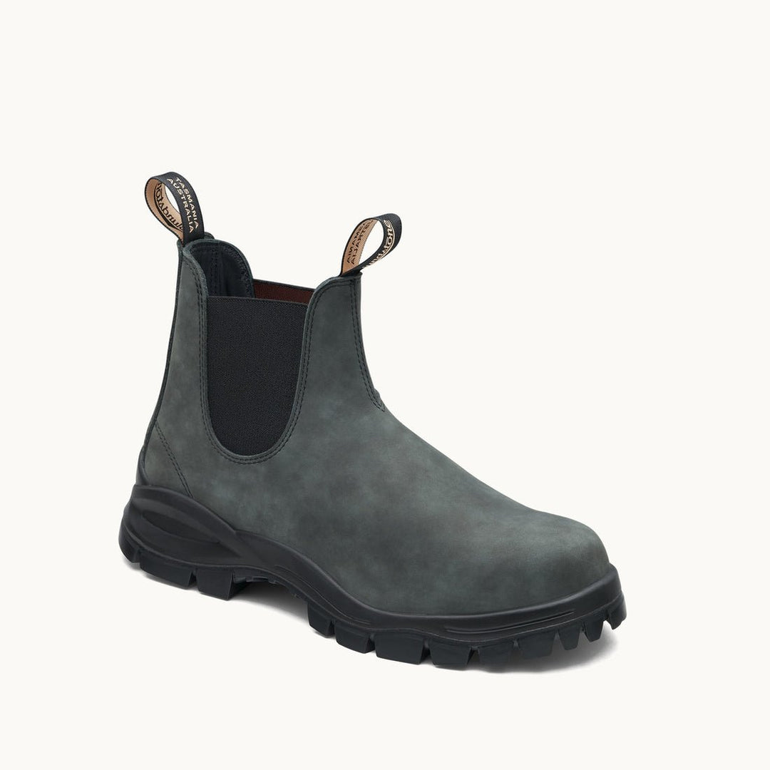 Blundstone 2238 Lug Boot - Quest Outdoors
