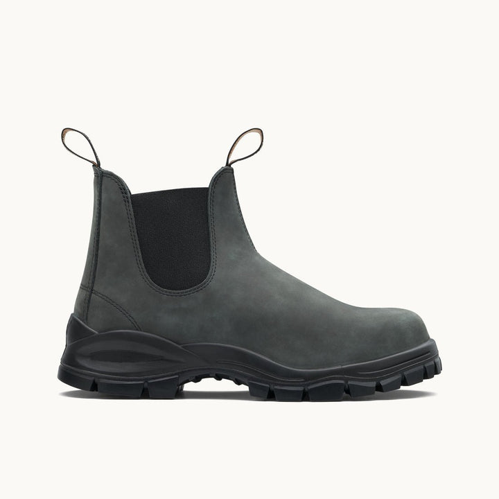 Blundstone 2238 Lug Boot - Quest Outdoors