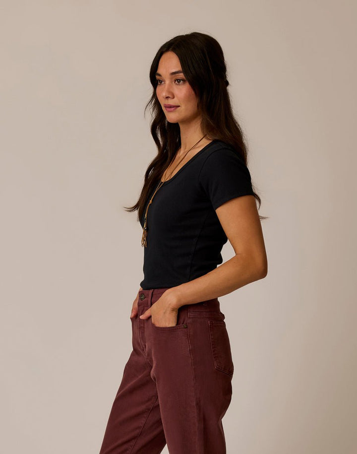 Carve Women's Ever Tee - Quest Outdoors