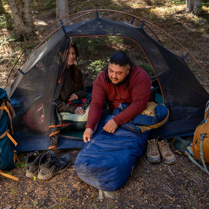 Cosmic Synthetic 20 Degree Sleeping Bag - Quest Outdoors