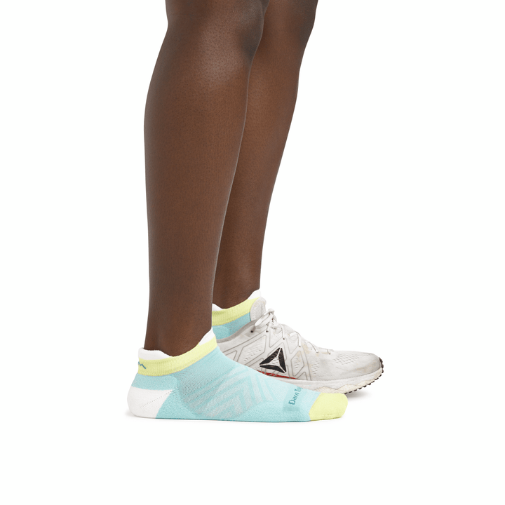 Darn Tough Women's Run Coolmax No Show Tab Ultra - Lightweight Socks with Cushion - Quest Outdoors