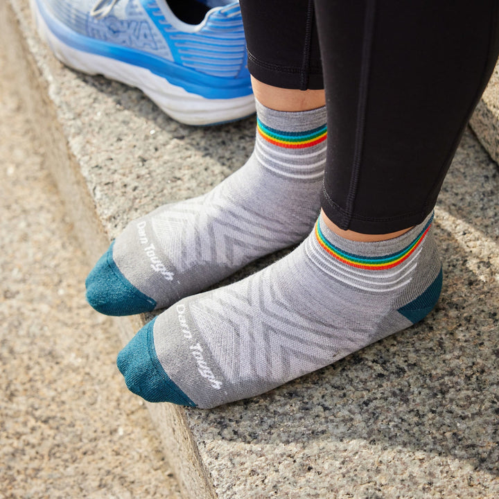Darn Tough Women's Run Quarter Cushioned Ultra - Lightweight Running Socks - Quest Outdoors