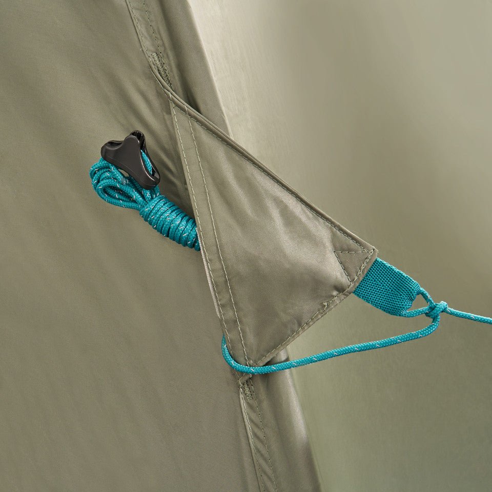 Daydreamer 6 - Quest Outdoors