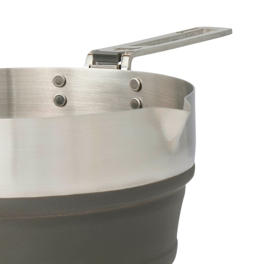 Detour Stainless Steel Collapsible Pouring Pot - Quest Outdoors