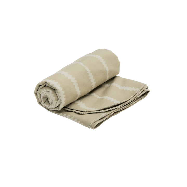DryLite Towel - Quest Outdoors