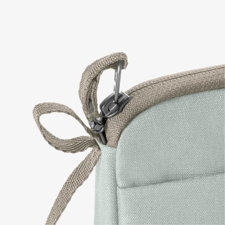 Eagle Creek Stash RFID Passport Wallet - Quest Outdoors