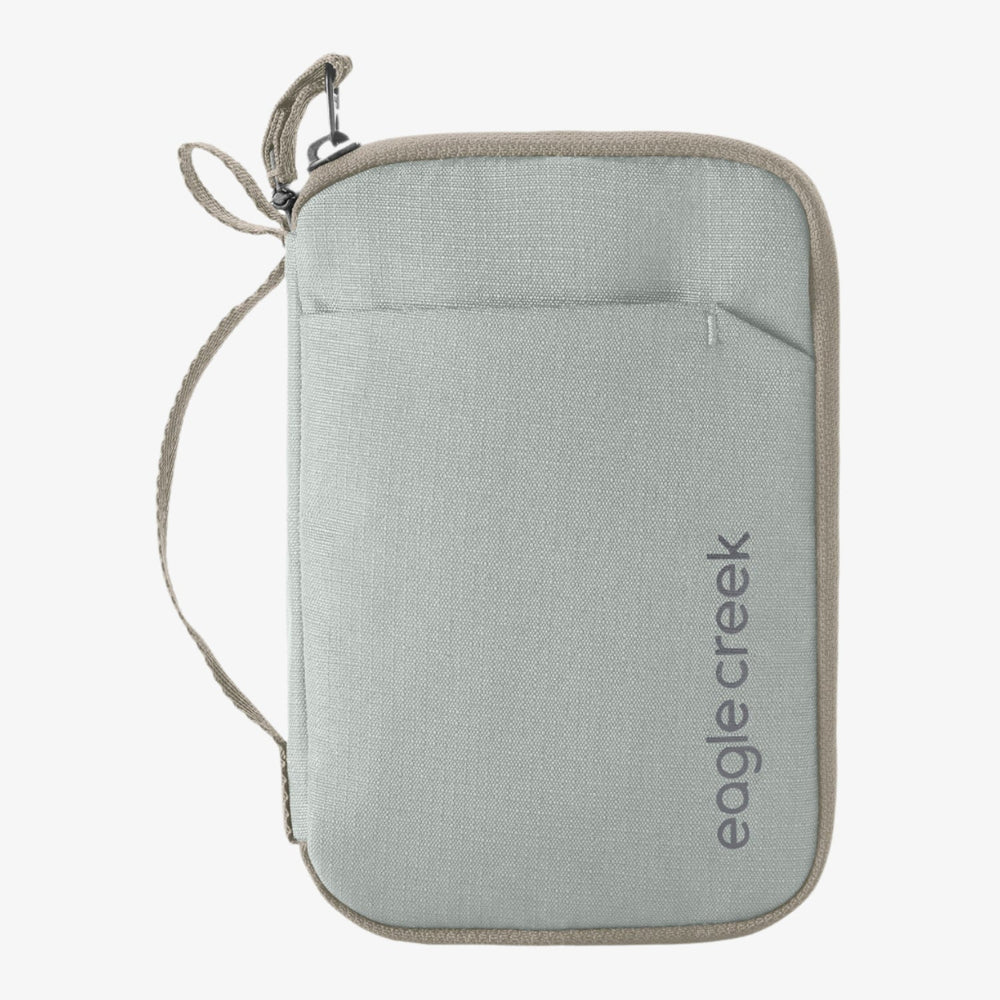Eagle Creek Stash RFID Passport Wallet - Quest Outdoors