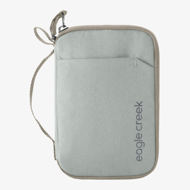 Eagle Creek Stash RFID Passport Wallet - Quest Outdoors