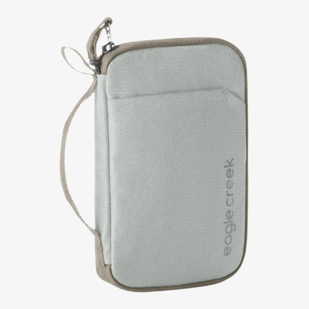 Eagle Creek Stash RFID Passport Wallet - Quest Outdoors