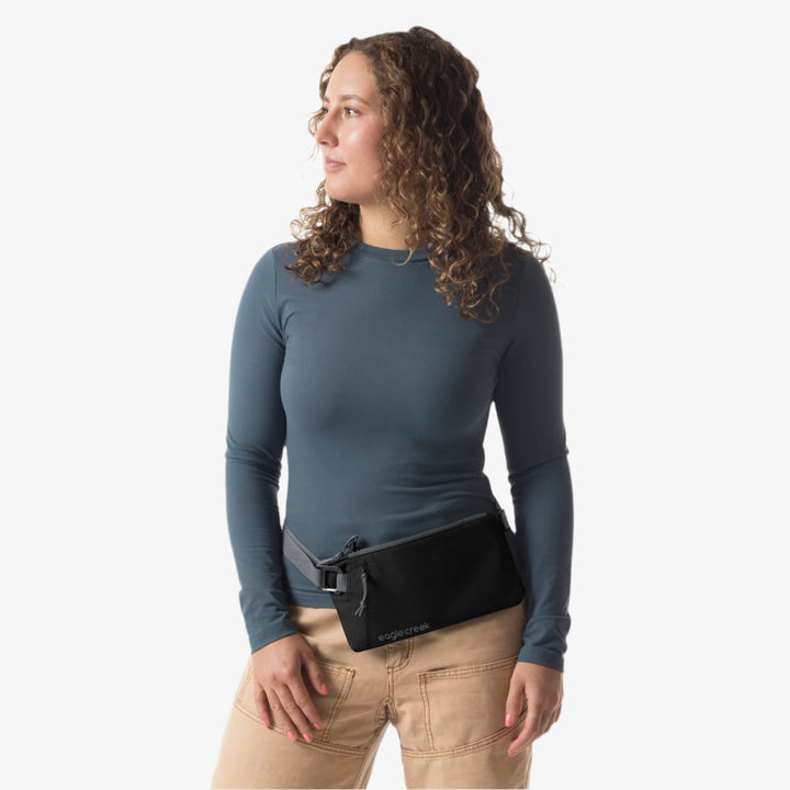 Eagle Creek Stash RFID Sling Bag - Quest Outdoors