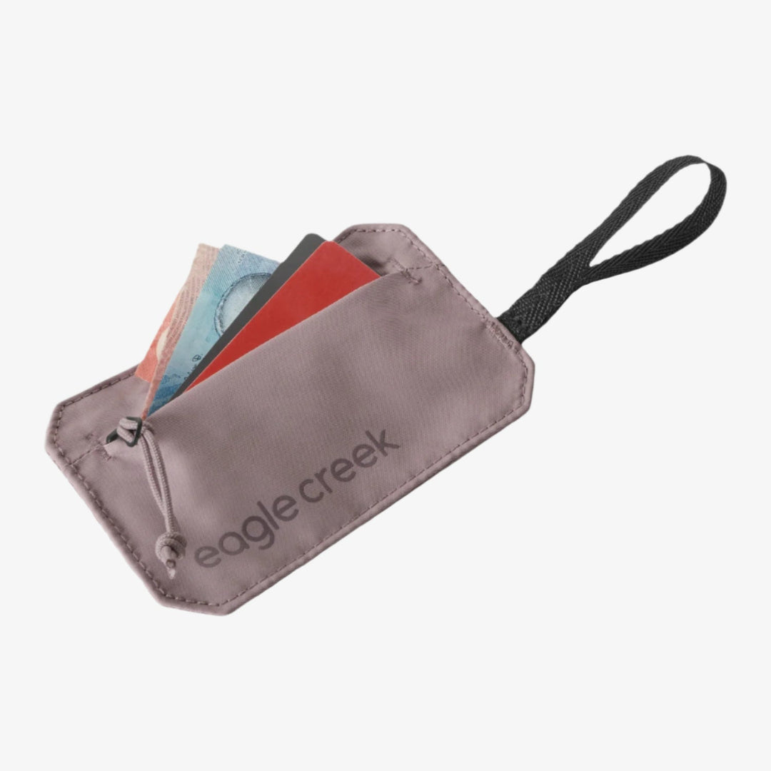 Eagle Creek Undercover RFID Hidden Pocket - Quest Outdoors