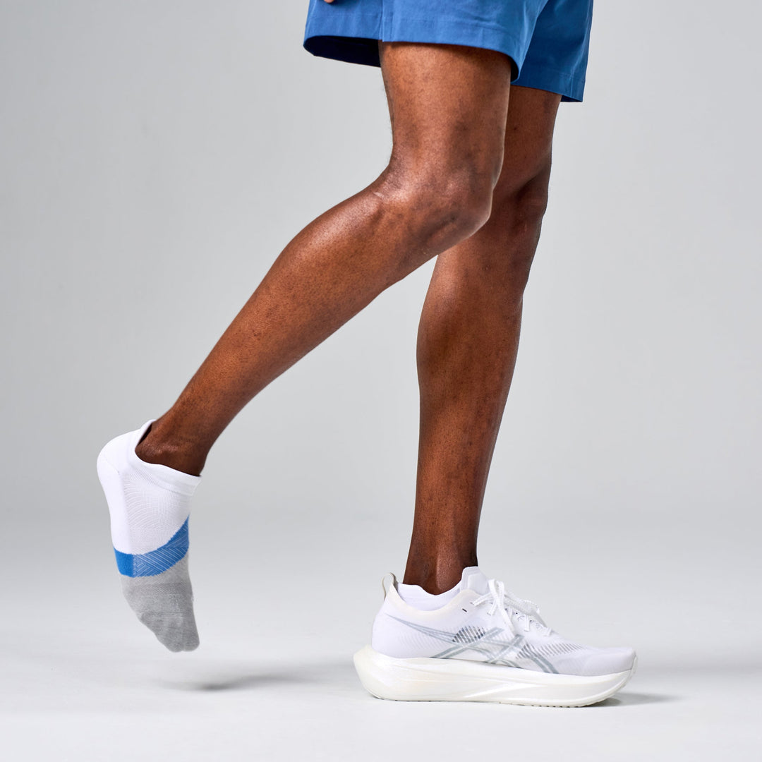 Feetures Elite Light Cushion Tab - Quest Outdoors