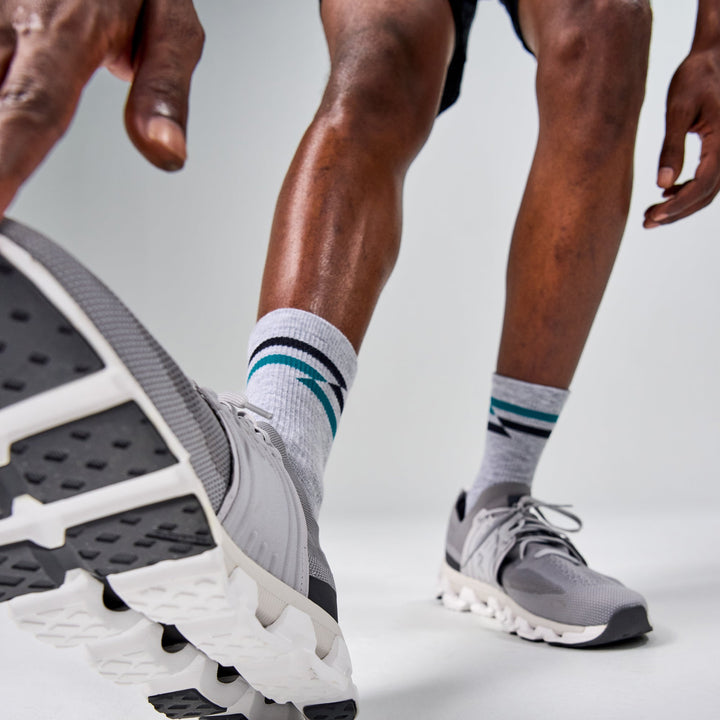 Feetures Elite Max Cushion Mini Crew - Quest Outdoors