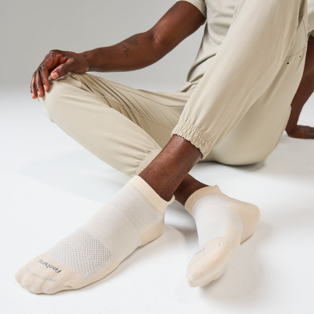 Feetures High Performance Max Cushion Tab - Quest Outdoors