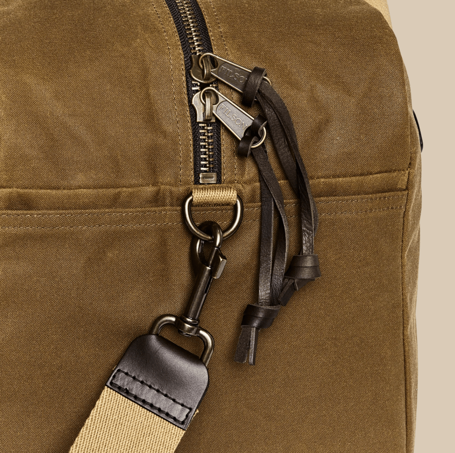 Filson Medium Tin Cloth Duffle Bag - Quest Outdoors