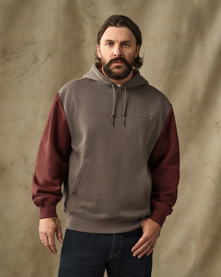 Filson Men's Valley Graphic Hoodie - Quest Outdoors