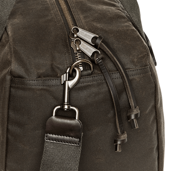 Filson Tin Cloth Medium Duffle Bag - Quest Outdoors