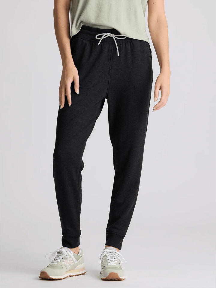 Free Fly Women's Bamboo Lightweight Fleece Jogger - Quest Outdoors