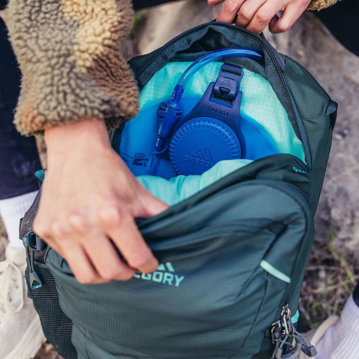 Gregory Women's Swift 16 H2O - Quest Outdoors