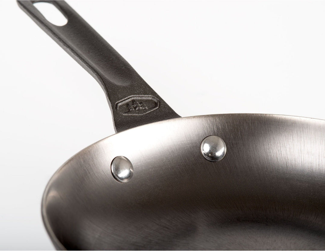 GUIDECAST Frying Pan 12" - Quest Outdoors