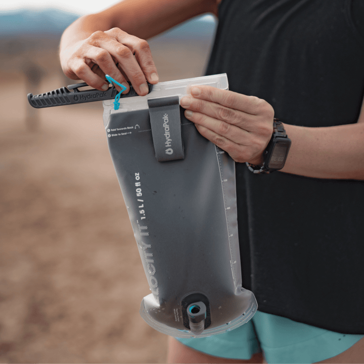 HydraPak Velocity IT IsoBound Insulated Hydration 1.5 L - Quest Outdoors