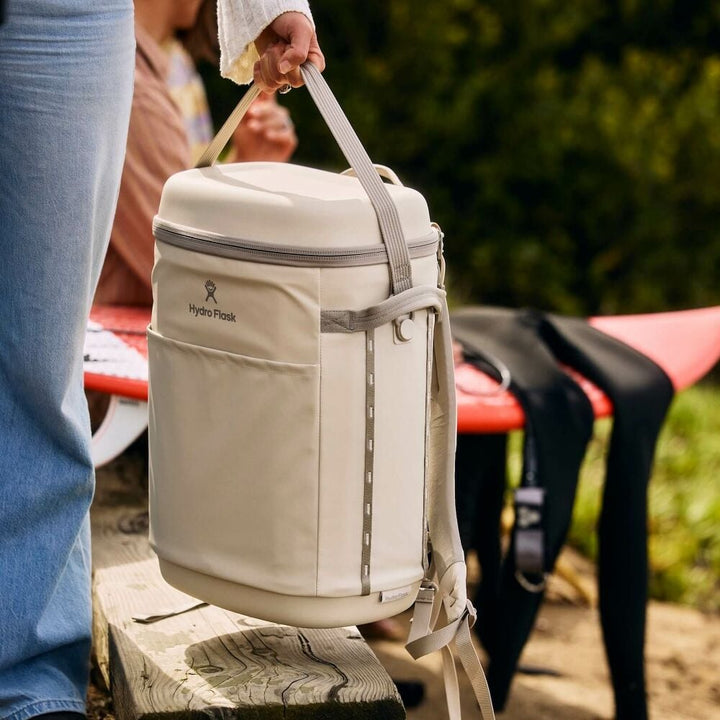 Hydro Flask Carryout Backpack 22L - Quest Outdoors