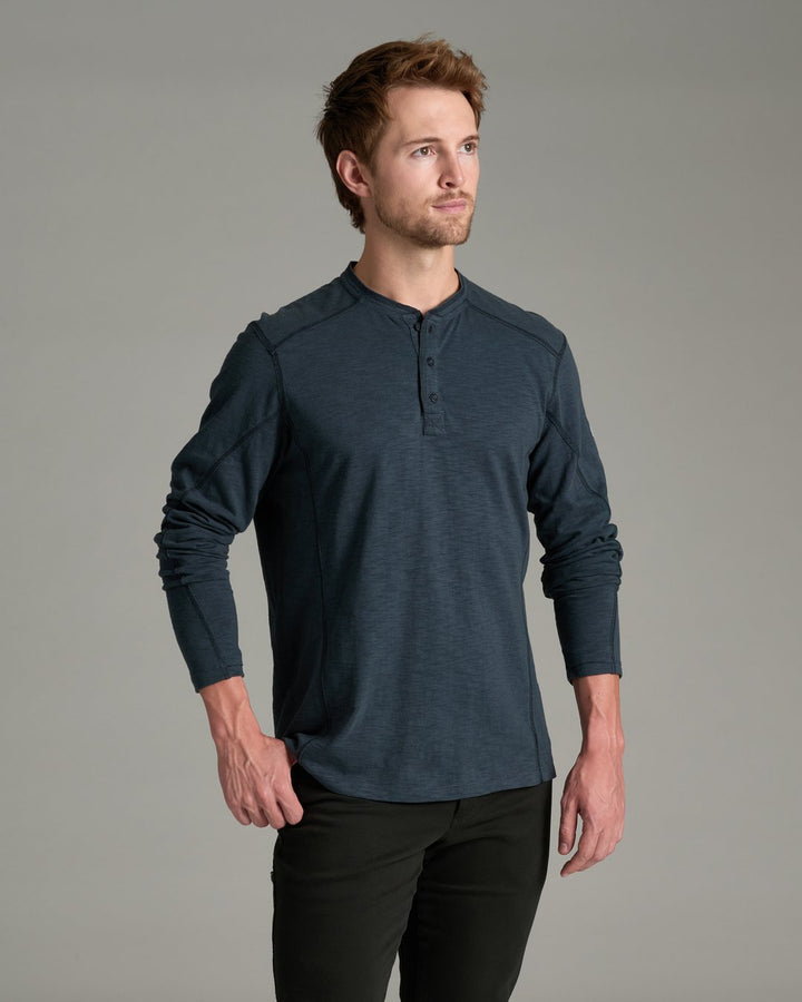 Kuhl Men's Rukus Henley - Quest Outdoors