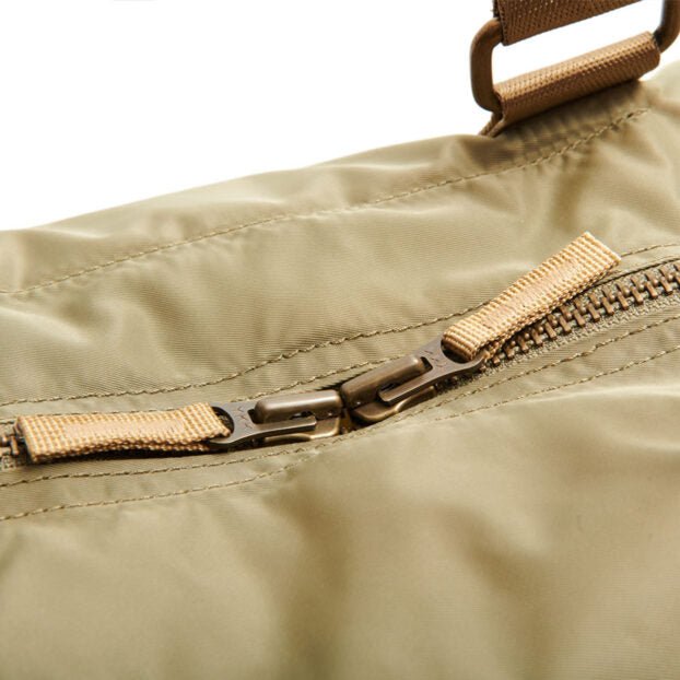 Land Rover Duffle Bag - Quest Outdoors