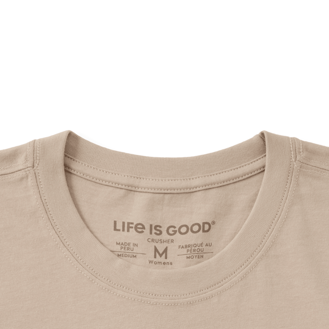 Life Is Good Women's Frog On A Toadstool Coffee Short Sleeve Crusher Tee - Quest Outdoors