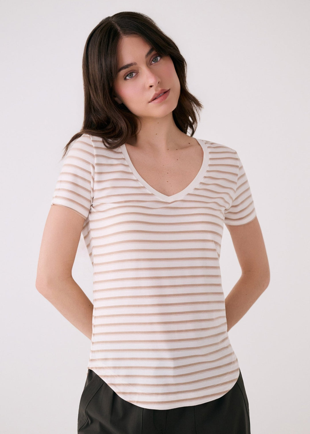 Lole Women's Dynamic V - neck - Quest Outdoors