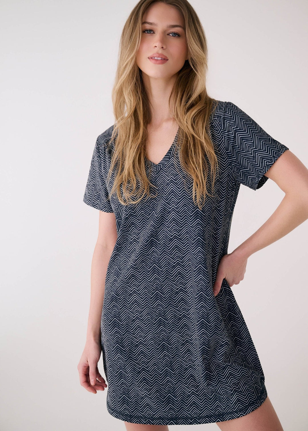 Lole Women's Olivie V Neck Dress - Quest Outdoors