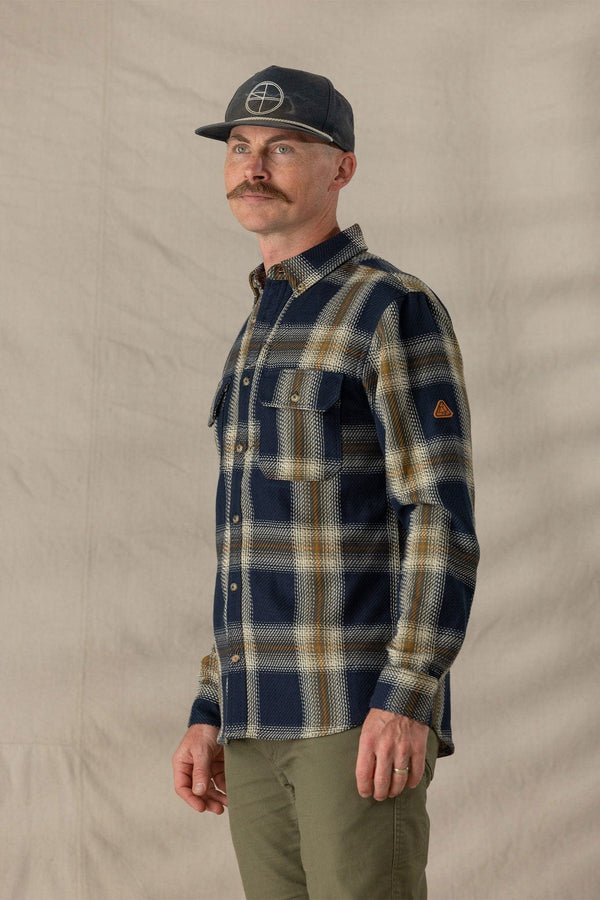 Men's Benchmark Field Flannel - Quest Outdoors