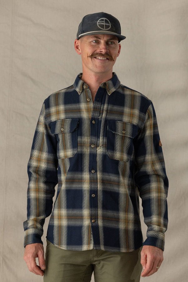 Men's Benchmark Field Flannel - Quest Outdoors